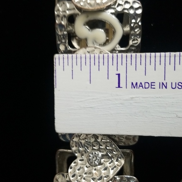 Adorable Hearts & Rhinestone Silver Tone Textured Stretch Bracelet - Picture 7 of 8